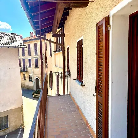 Apartment La Dimora Dell'artista Montegrino Valtravaglia